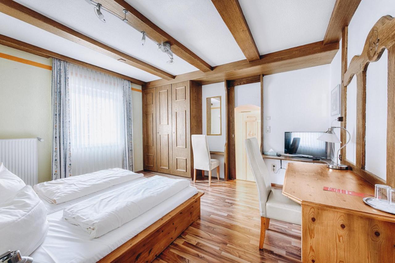 Hotel Garni Nuss ไกรน์เนา ภายนอก รูปภาพ