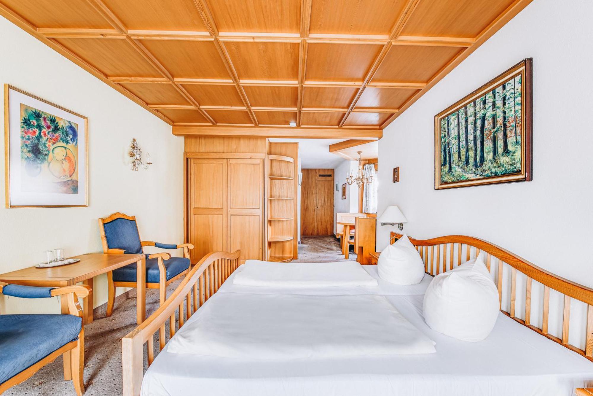 Hotel Garni Nuss ไกรน์เนา ภายนอก รูปภาพ