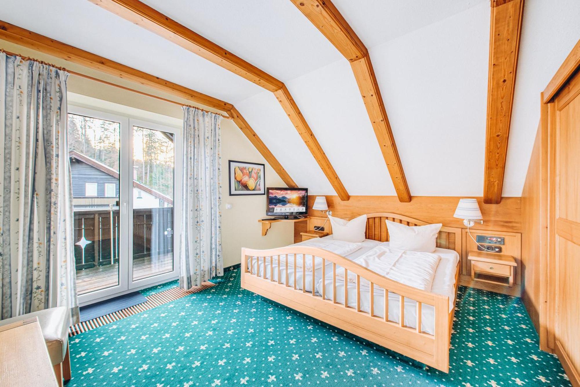 Hotel Garni Nuss ไกรน์เนา ภายนอก รูปภาพ