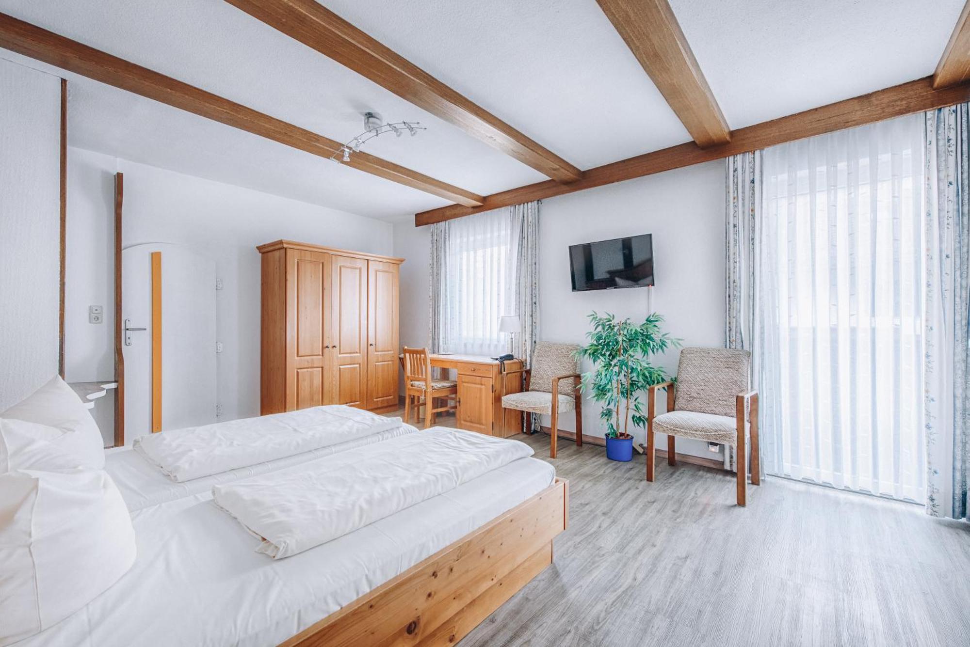 Hotel Garni Nuss ไกรน์เนา ภายนอก รูปภาพ